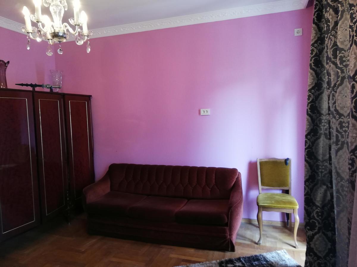 באטומי Guest House Quiet Home מראה חיצוני תמונה