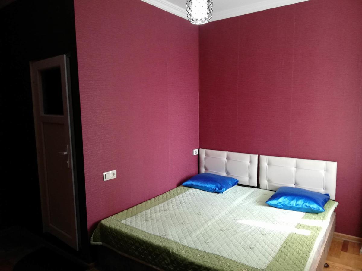באטומי Guest House Quiet Home מראה חיצוני תמונה